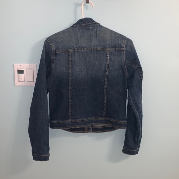 GapKids Snap Button Jean Jacket - Picture 2 of 3